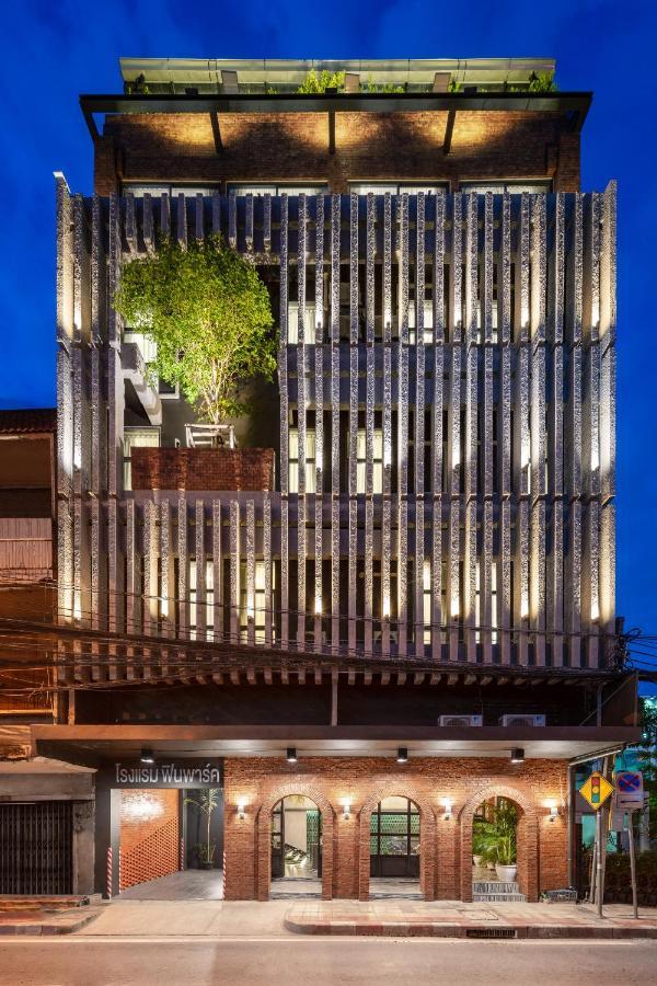 Fyn Park Hotel Makkasan Екстер'єр фото